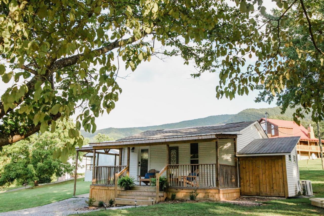 Moonlight Cottage - Your Romantic & Scenic Escape Севьервилл Экстерьер фото